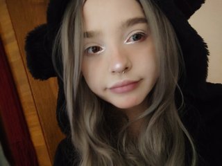 littledelora.jpg littledelora.jpg
