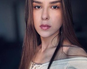 femalejesus1.jpg