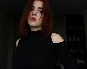 stellabluhm.jpg