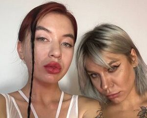 femdom69kira-lina.jpg