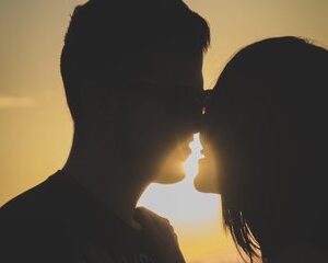 oliayaa.jpg