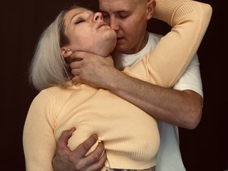 mrmrsright.jpg mrmrsright.jpg