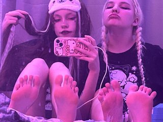 molly-and-ewa.jpg molly-and-ewa.jpg