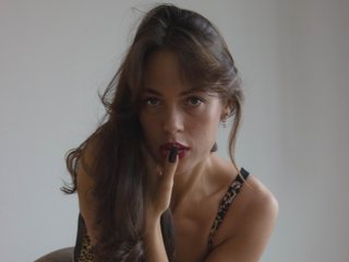 sexysofi.jpg sexysofi.jpg